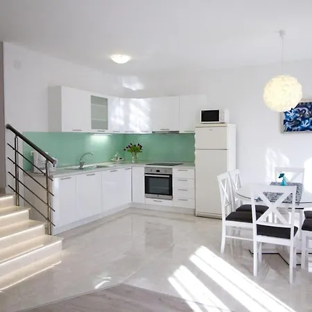 Apartment Nylo *